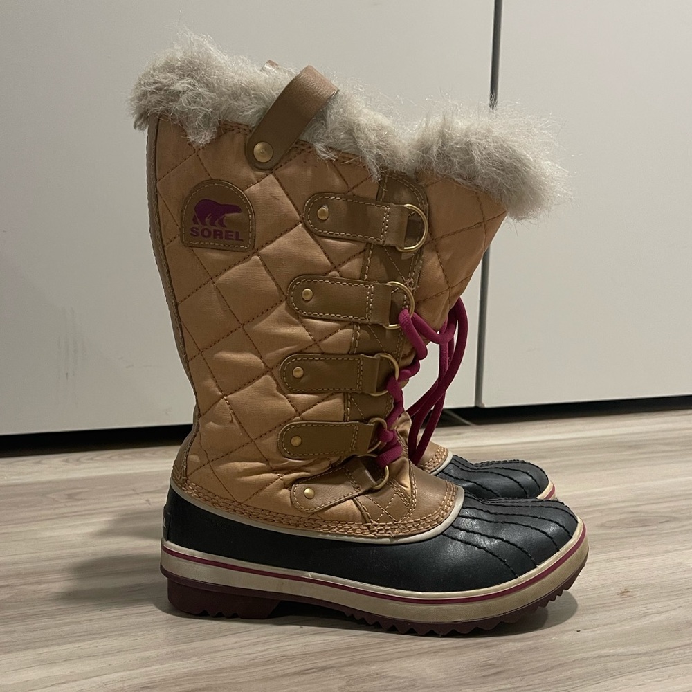 Sorel Womens Tall Boots Size 6 Brown Waterproof Lace Up